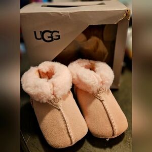 INFANT UGG BOOTIES BOOTS PINK SIZE 2/3
